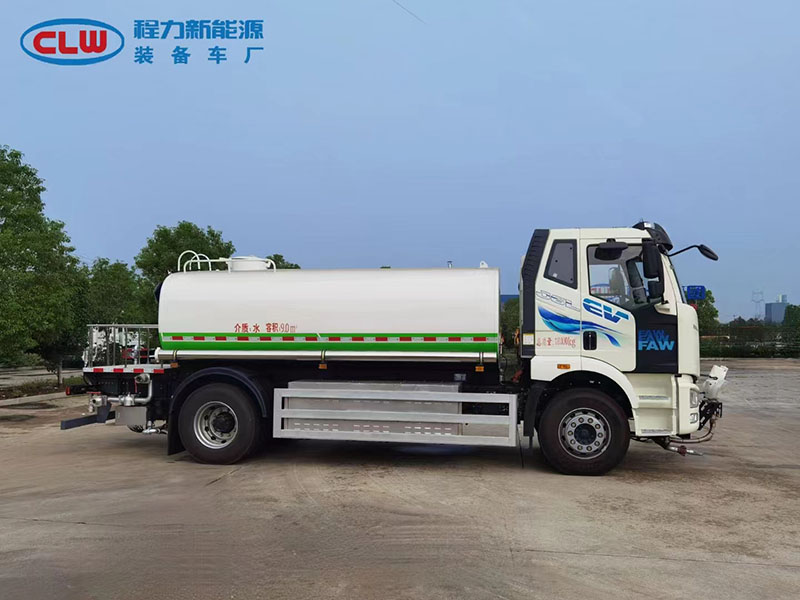 解放9立方純電動(dòng)灑水車(chē)